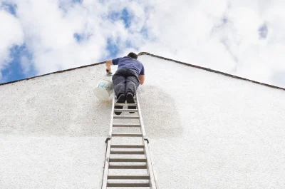 Peinture extérieure à Lacadée — façades et ravalement